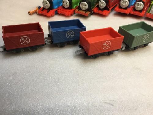 Trackmaster thomas friends - thomas,