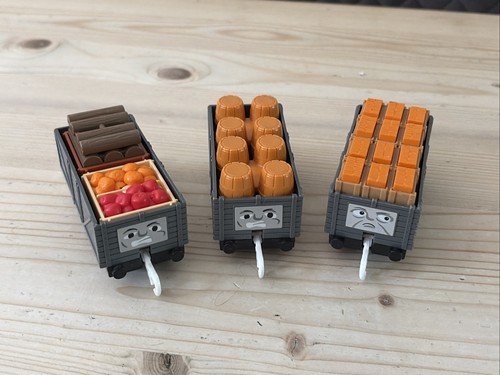 Thomas trackmaster trucks - thomas, x