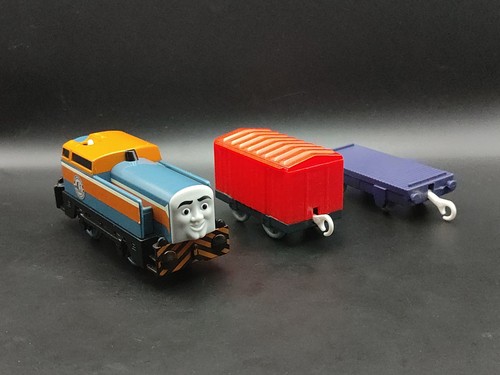 Den train trucks for tomy - den,